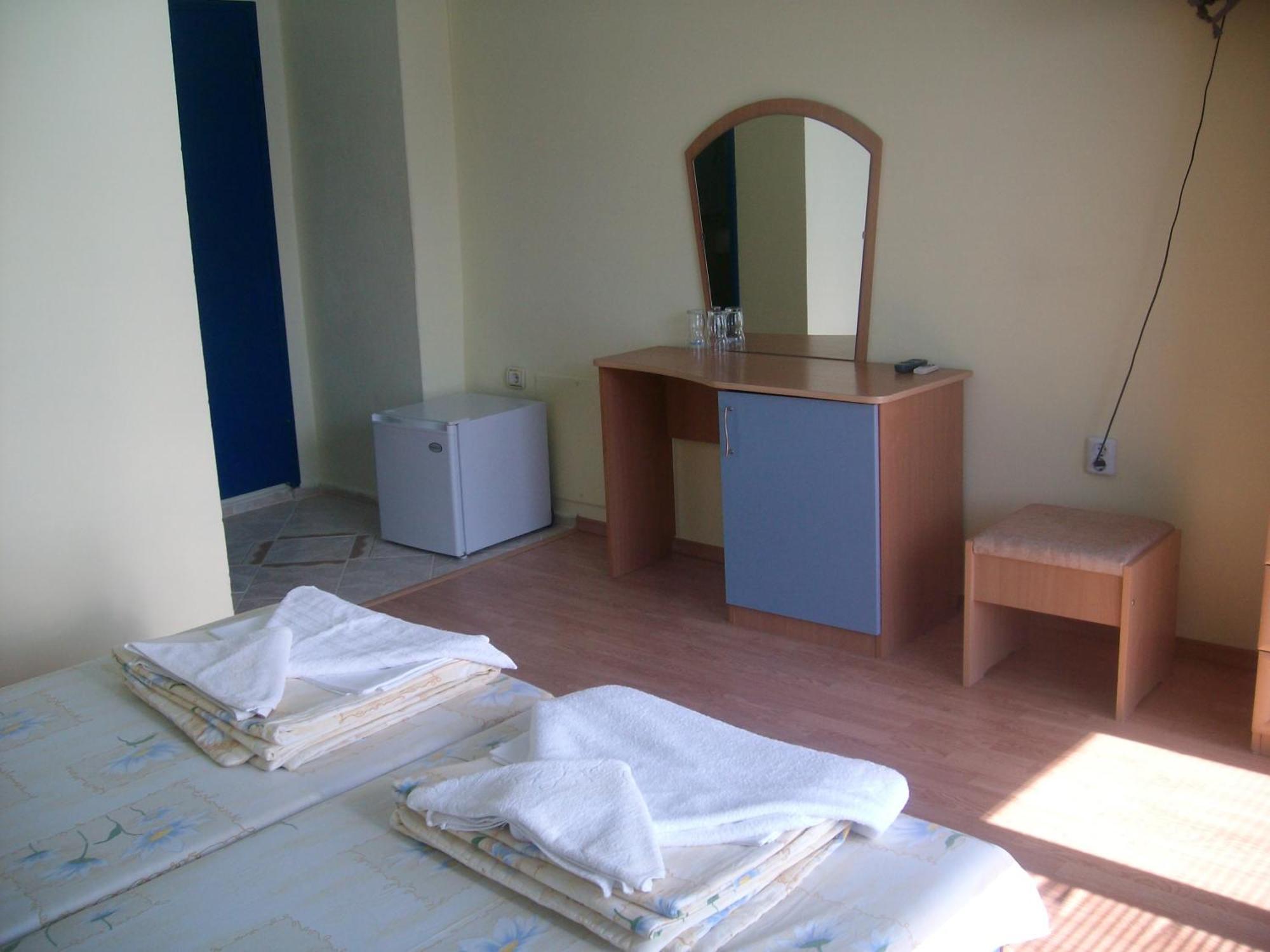 Exotic Guest House Sozopol Habitación foto