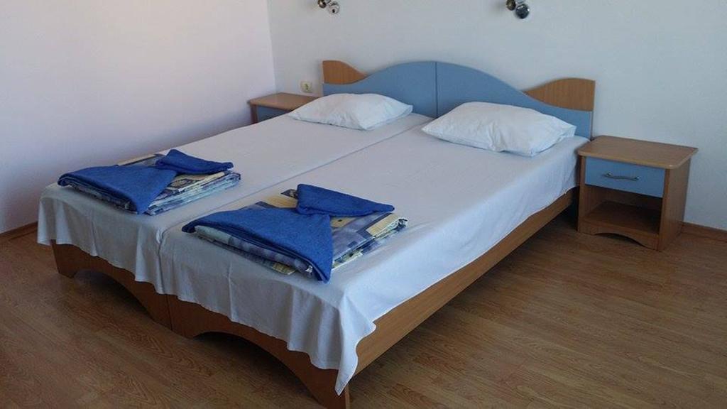 Exotic Guest House Sozopol Habitación foto